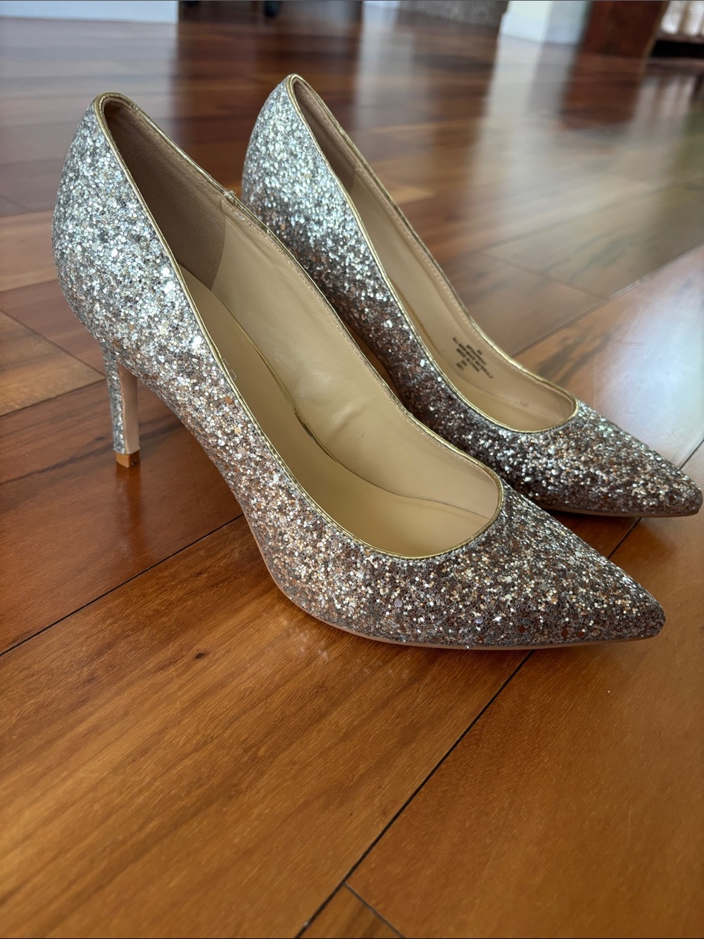 Marc Fisher sparkly pumps